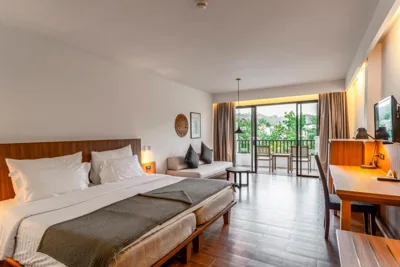 グランドデラックス プールビュー ルーム — Sunprime Kamala Beach